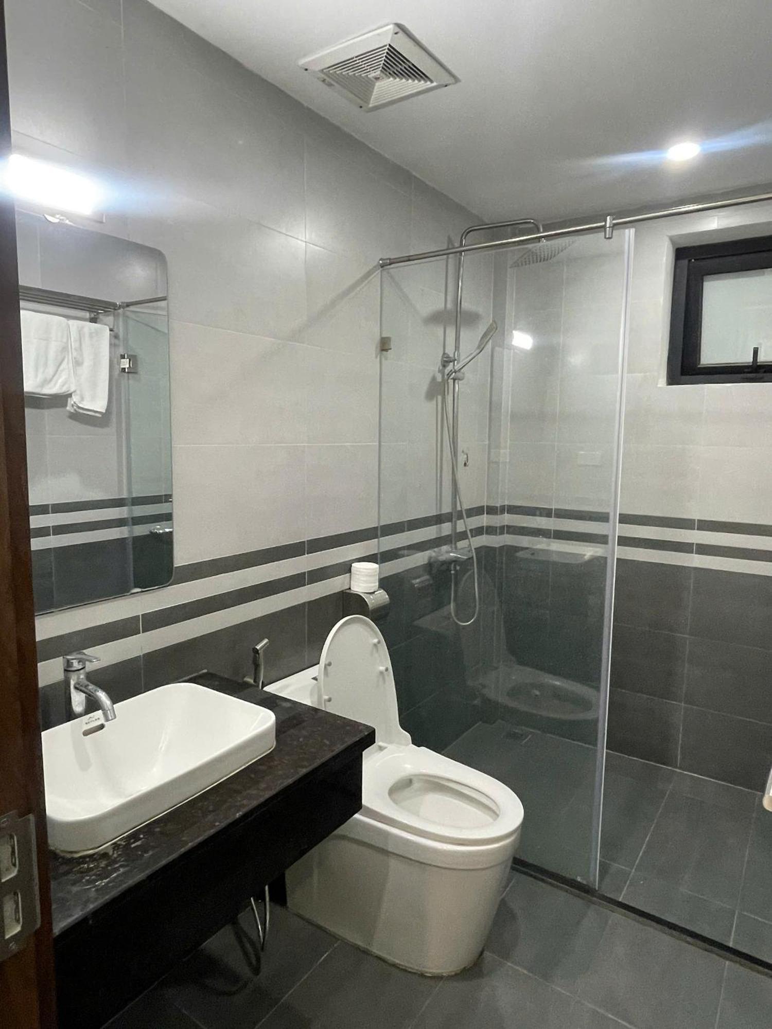 Era Apartment Xuan Thuy Hanoi Eksteriør bilde