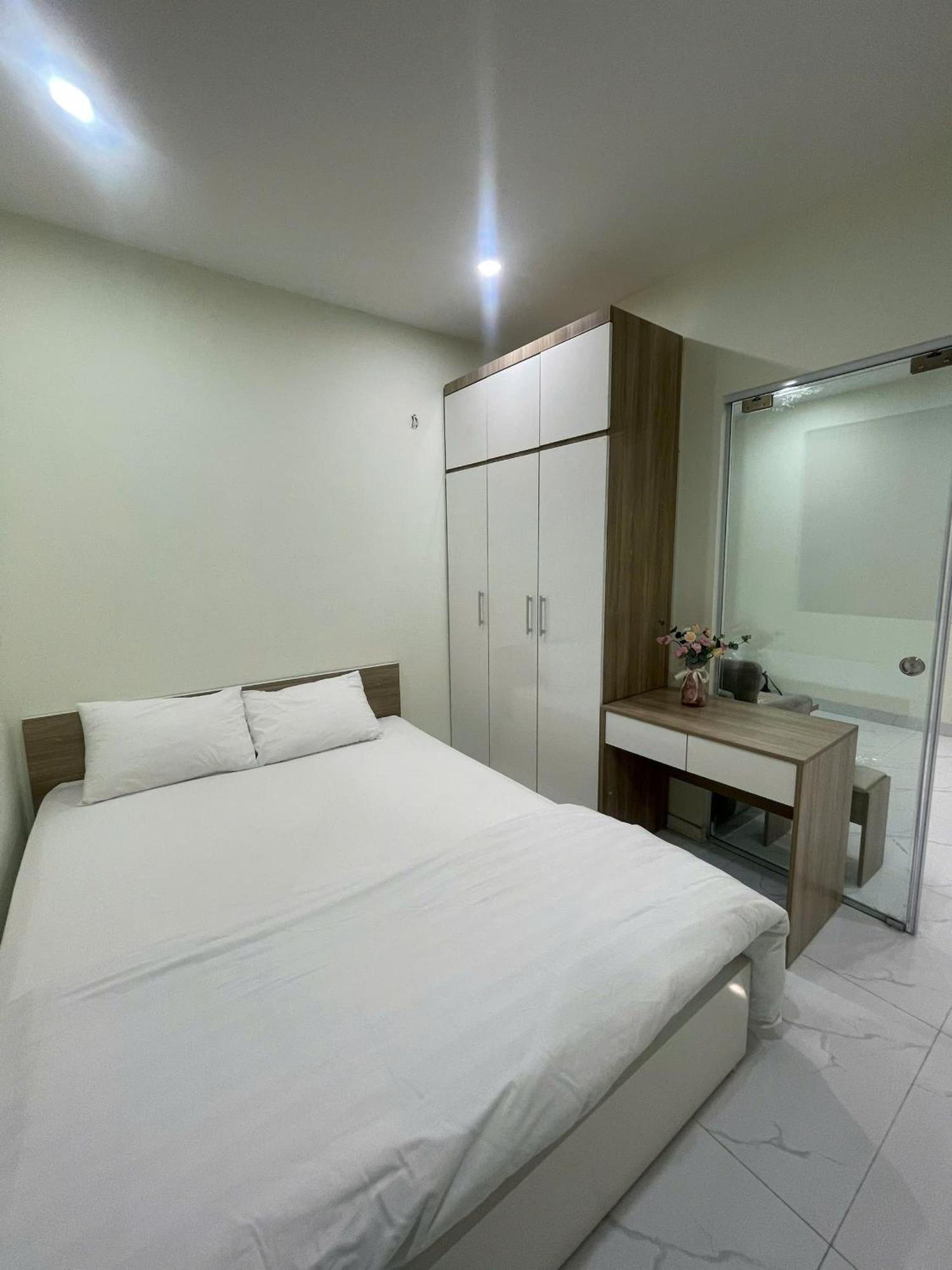 Era Apartment Xuan Thuy Hanoi Eksteriør bilde