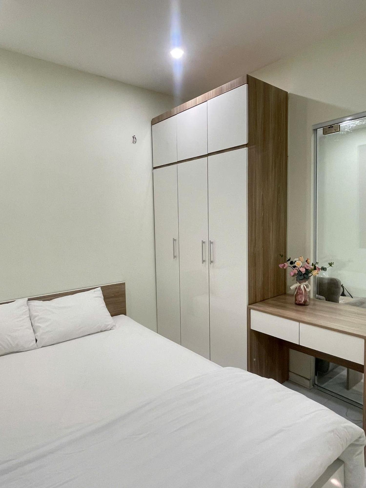 Era Apartment Xuan Thuy Hanoi Eksteriør bilde